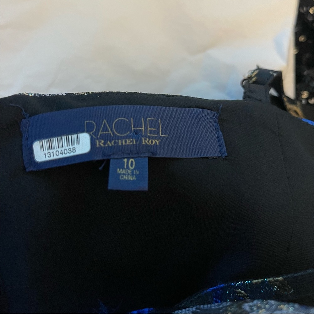 Stunning Rachel Roy Floral Ruffle Front Dress - Picture 6 of 8